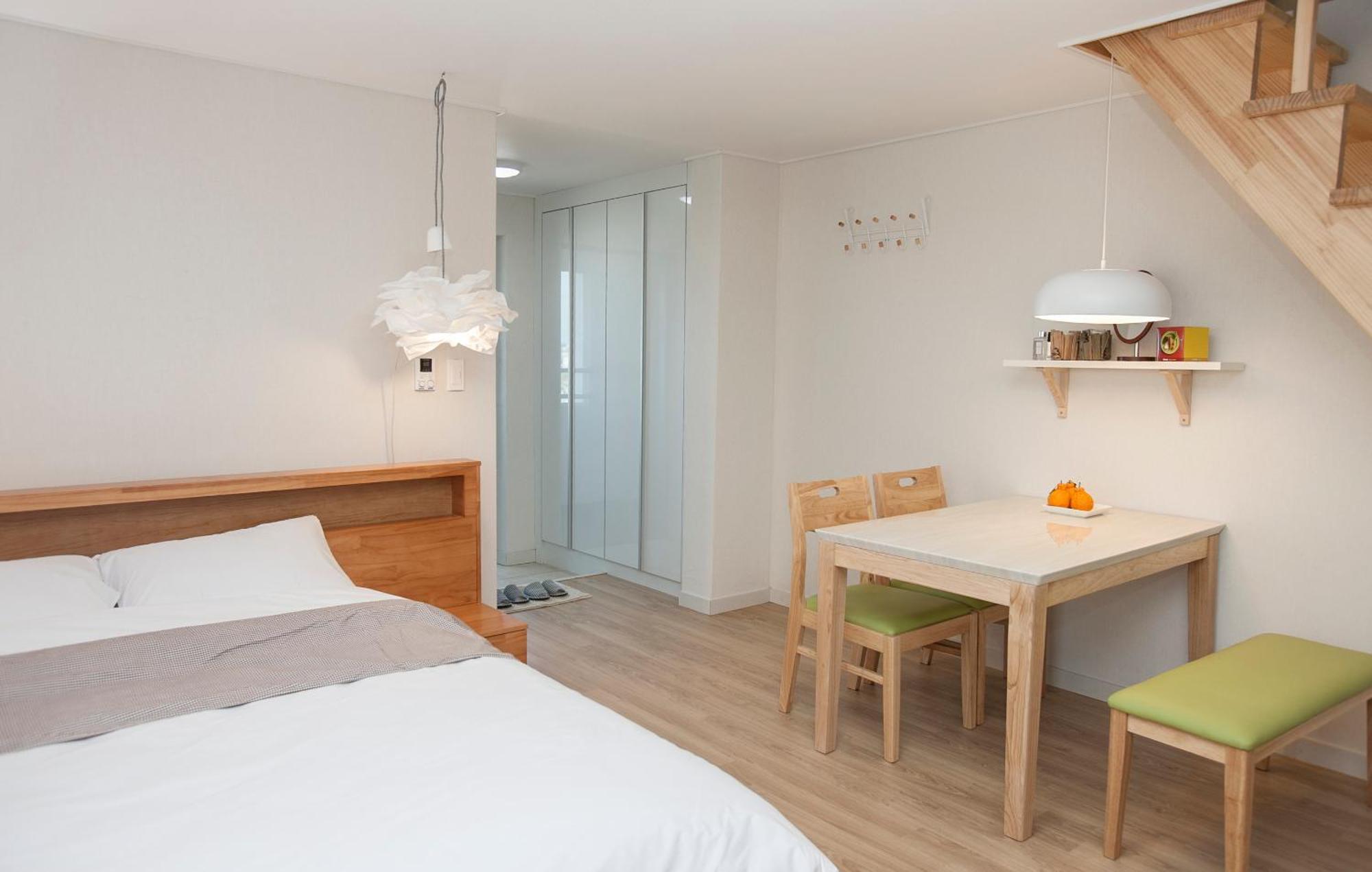 Jeju Aria Pension Exterior foto